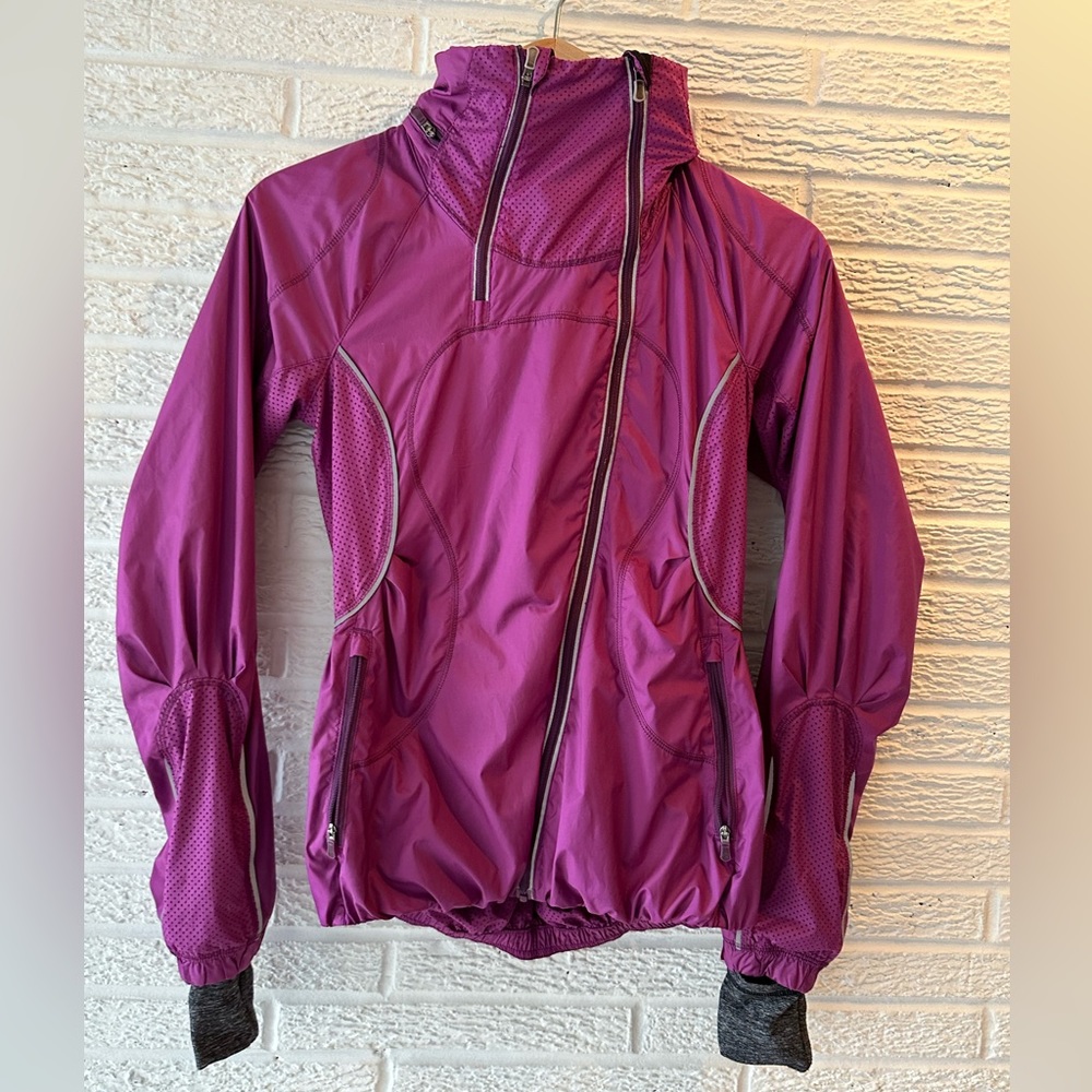 Lululemon Run: Inspire Jacket - Picture 2 of 7